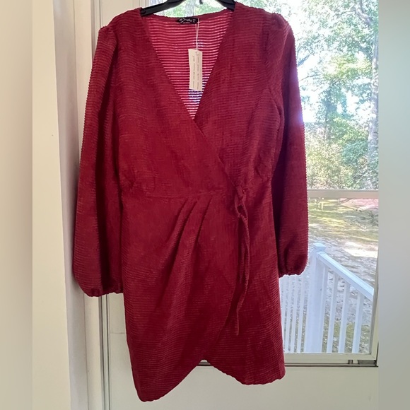 Simplee XL Faux Wrap Dress NWT - Picture 1 of 5